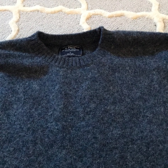 Wool Abercrombie and Fitch sweater - Picture 2 of 4